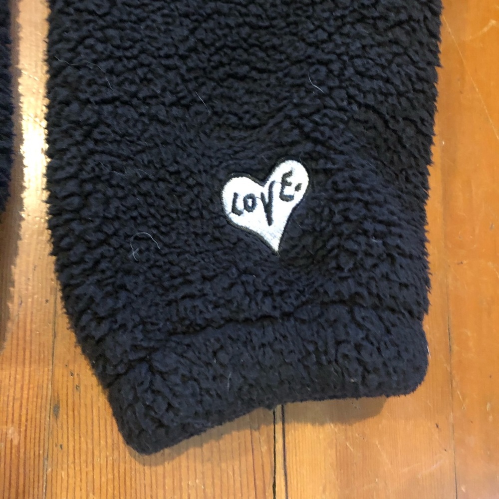 Betsey Johnson Funnel Neck Fleece Pullover Black - Picture 7 of 9